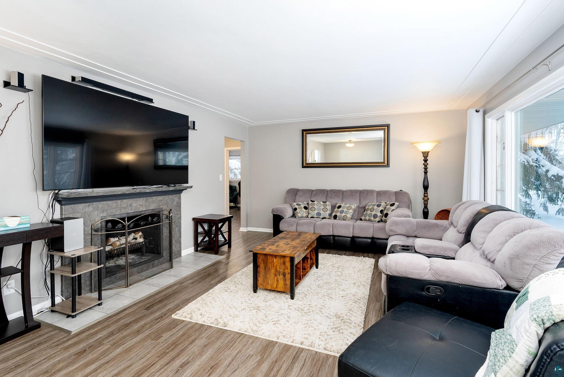 541 Anderson Road Duluth, MN 55811 - Photo 2 of 39 Gallery Image 2