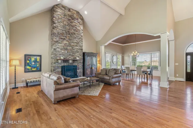 $1,047,000 | 205 Melea Lane, Kingston, TN 37763