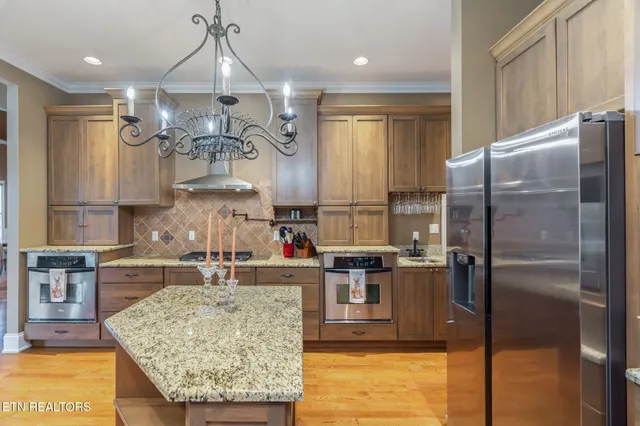 $1,047,000 | 205 Melea Lane, Kingston, TN 37763