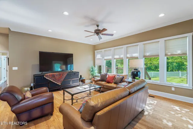 $1,047,000 | 205 Melea Lane, Kingston, TN 37763