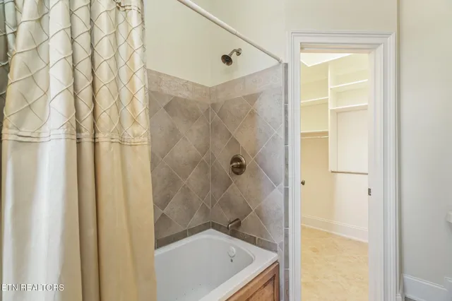 $1,047,000 | 205 Melea Lane, Kingston, TN 37763