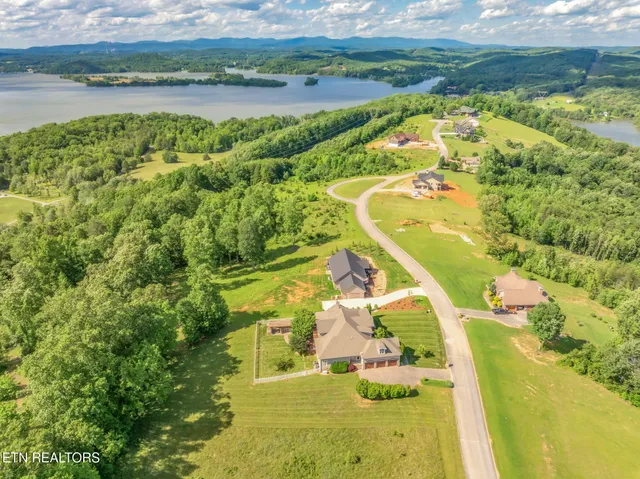 $1,047,000 | 205 Melea Lane, Kingston, TN 37763