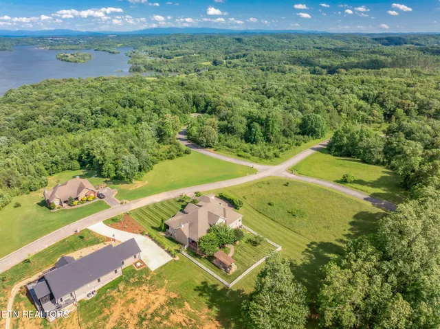 $1,047,000 | 205 Melea Lane, Kingston, TN 37763