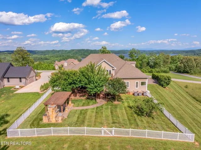 $1,047,000 | 205 Melea Lane, Kingston, TN 37763