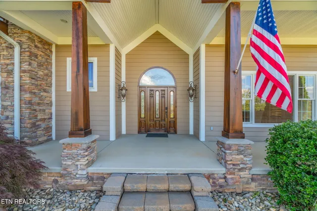 $1,047,000 | 205 Melea Lane, Kingston, TN 37763