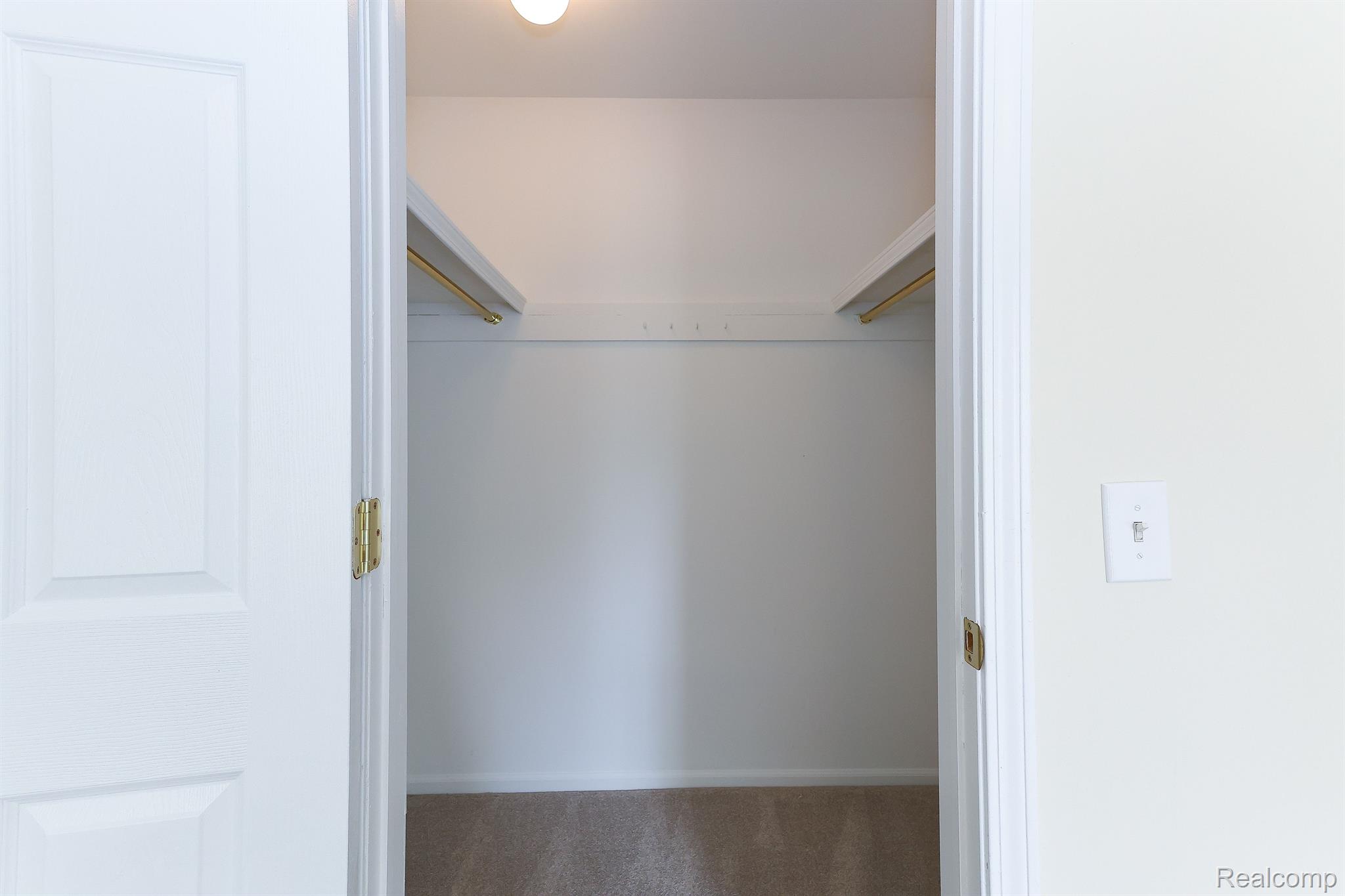 1247 Candlestick Lane Rochester, MI 48306 - Photo 19 of 35 Primary Bedroom Closet