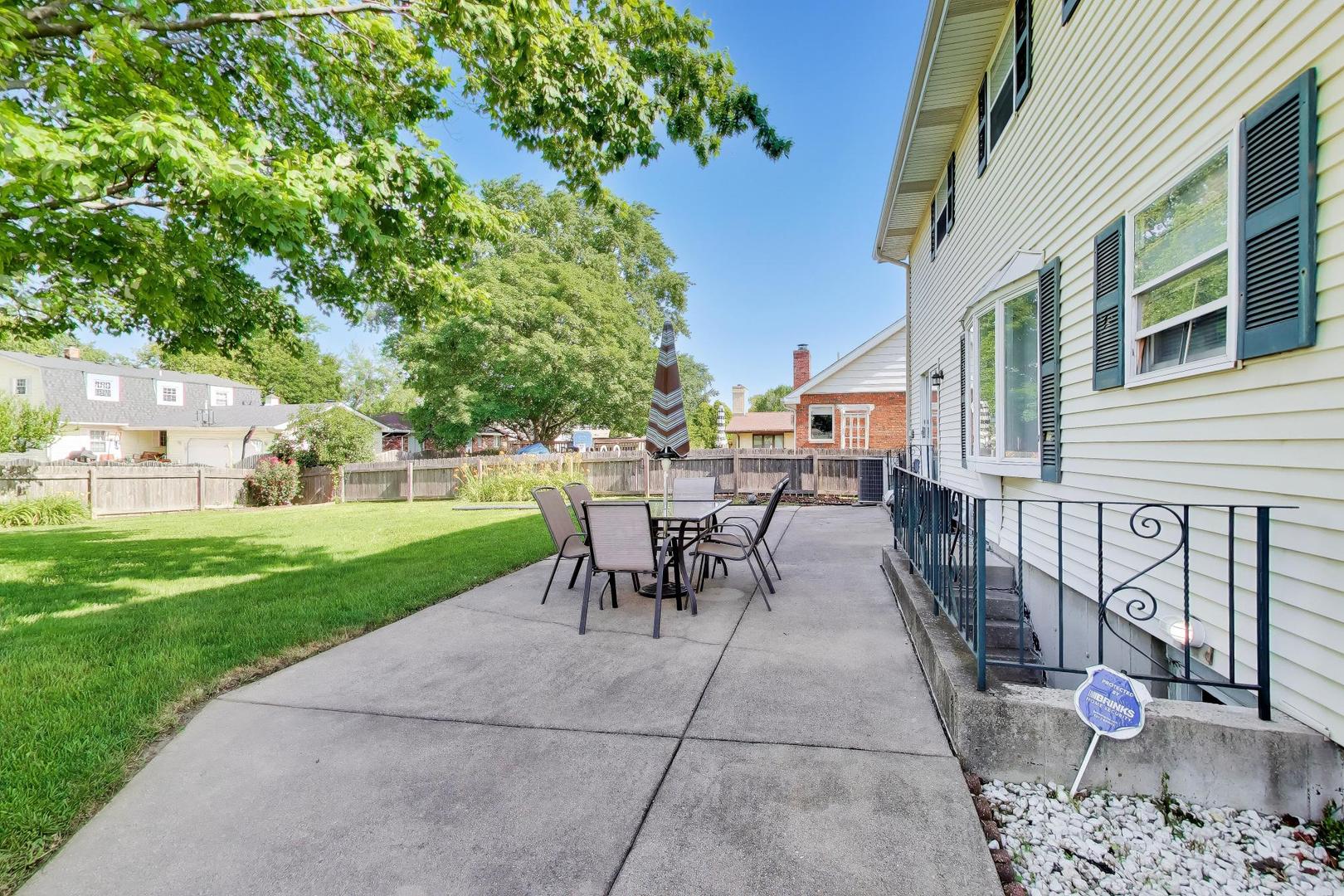 18026 State Line Avenue Lansing, IL 60438 - Photo 40 of 45