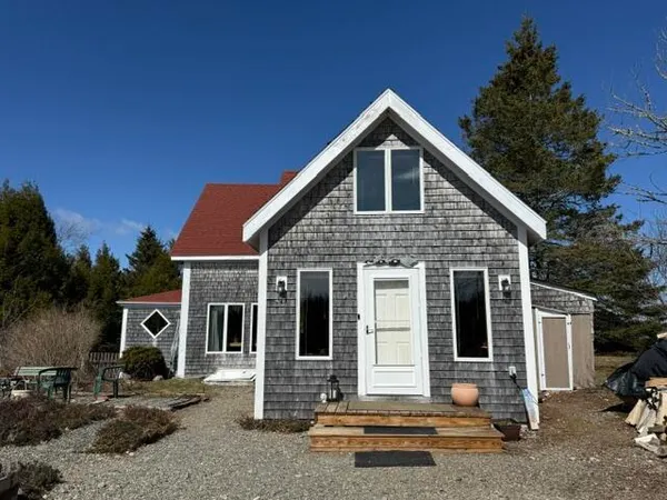 $285,900 | 12 Masonic Lane, Pembroke, ME 04666