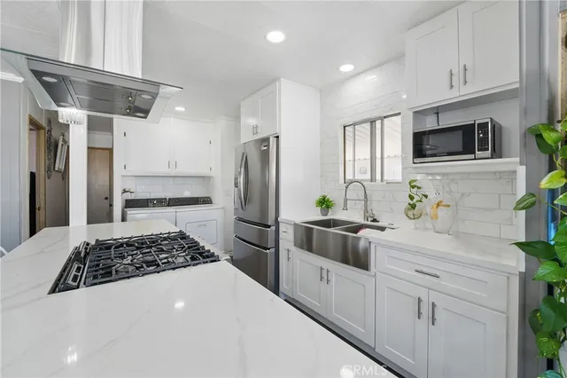 $79,900 | 2205 West Acacia Avenue, Unit 139, Hemet, CA 92545