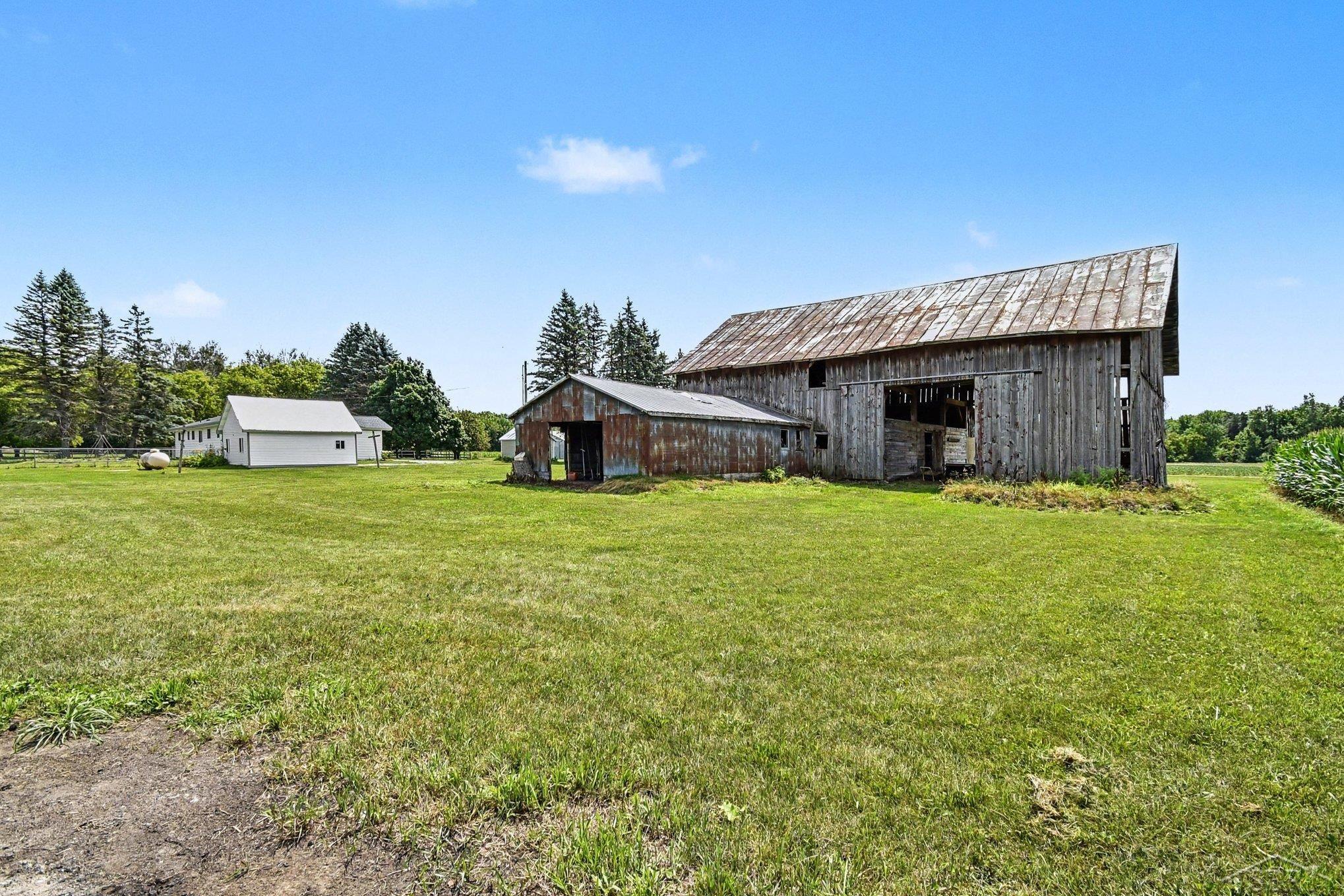 14460 Collier Road Hemlock, MI 48626 - Photo 31 of 35 Gallery Image 31