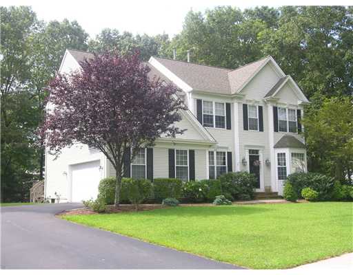 237 Sleepy Hollow Farm Road Warwick, RI 02886 - Photo 1 of 12 Exterior Front.