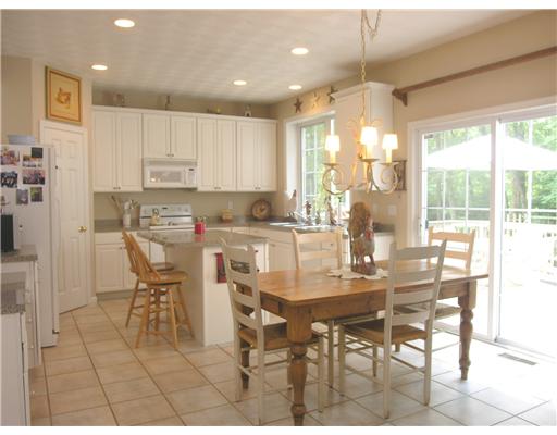237 Sleepy Hollow Farm Road Warwick, RI 02886 - Photo 2 of 12 Kitchen.