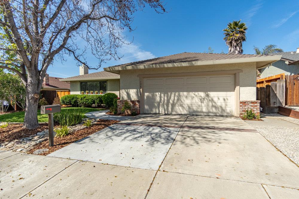 1220 Heather Glen Circle Hollister, CA 95023 - Photo 3 of 41 a view of a house with a porch