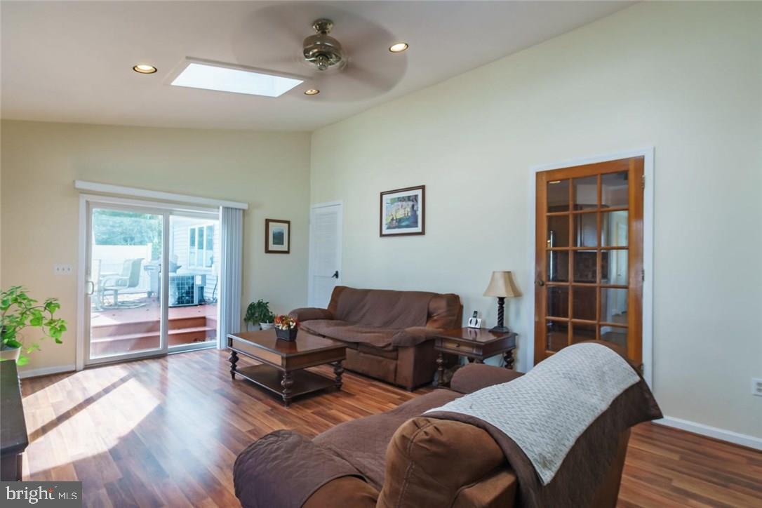 873 Devonshire Road Toms River, NJ 08753 - Photo 12 of 21