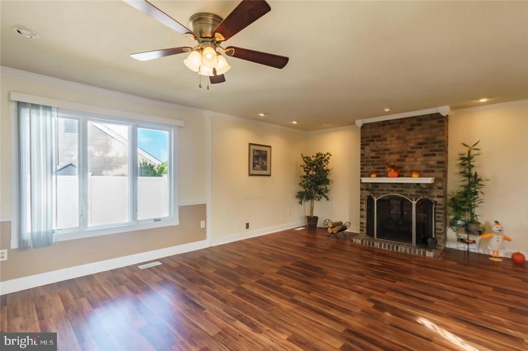 873 Devonshire Road Toms River, NJ 08753 - Photo 4 of 21