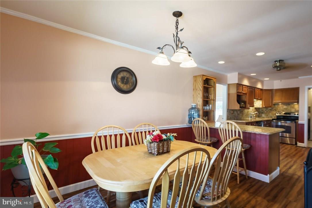 873 Devonshire Road Toms River, NJ 08753 - Photo 7 of 21