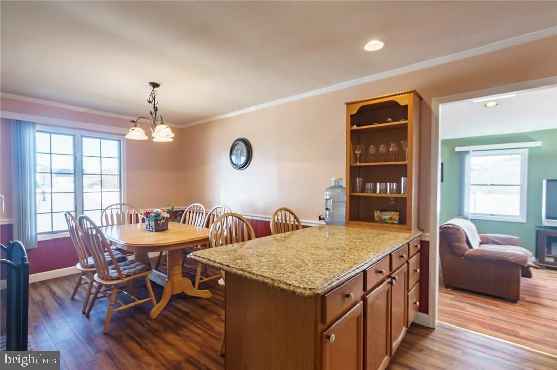 873 Devonshire Road Toms River, NJ 08753 - Photo 8 of 21