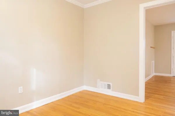 $3,495 | 3903 Fairview Drive, Fairfax, VA 22031