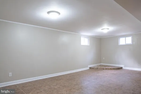 $3,495 | 3903 Fairview Drive, Fairfax, VA 22031