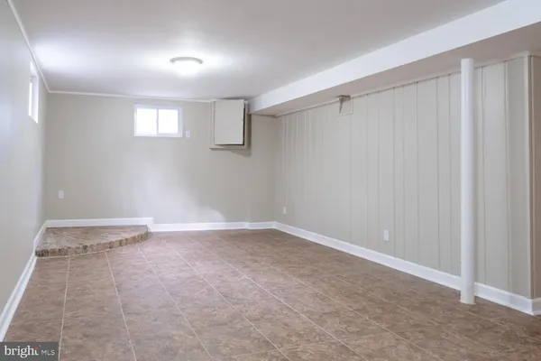 $3,495 | 3903 Fairview Drive, Fairfax, VA 22031