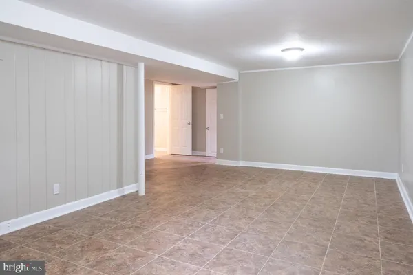 $3,495 | 3903 Fairview Drive, Fairfax, VA 22031