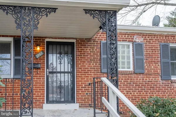 $3,495 | 3903 Fairview Drive, Fairfax, VA 22031