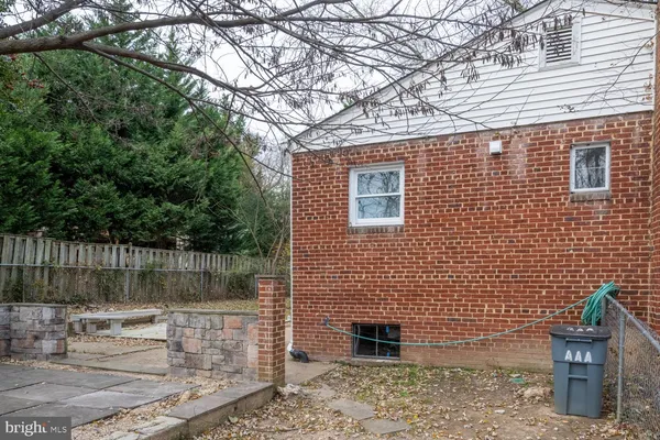 $3,495 | 3903 Fairview Drive, Fairfax, VA 22031