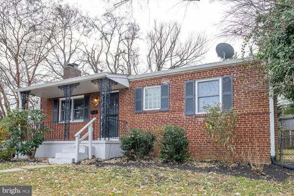 $3,495 | 3903 Fairview Drive, Fairfax, VA 22031