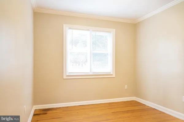 $3,495 | 3903 Fairview Drive, Fairfax, VA 22031