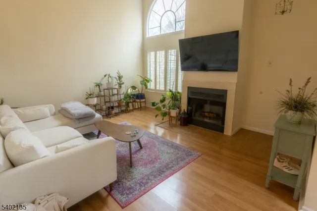 $375,000 | 36 Encampment Drive, Bedminster, NJ 07921