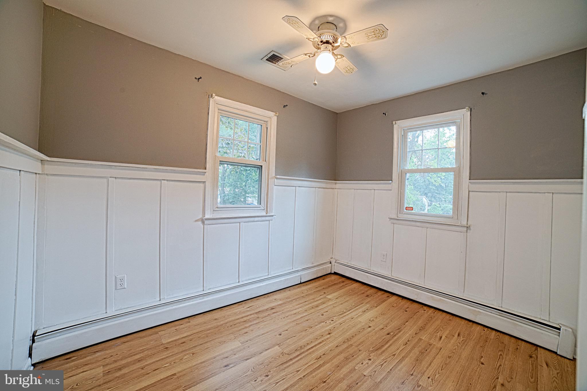 102 Boxwood Road Annapolis, MD 21403 - Photo 21 of 40 Bedroom 1