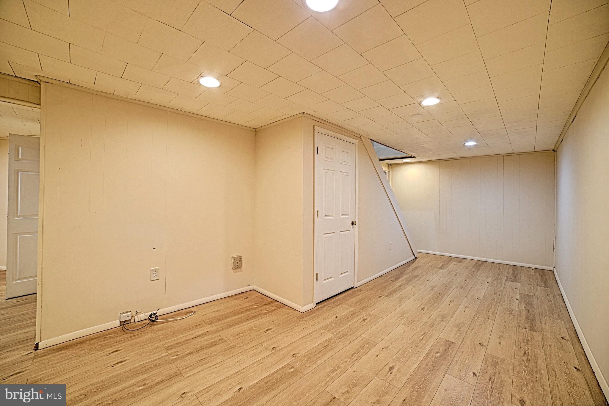 102 Boxwood Road Annapolis, MD 21403 - Photo 29 of 40 Family Room