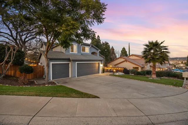 $924,900 | 108 Maderos Court, Folsom, CA 95630