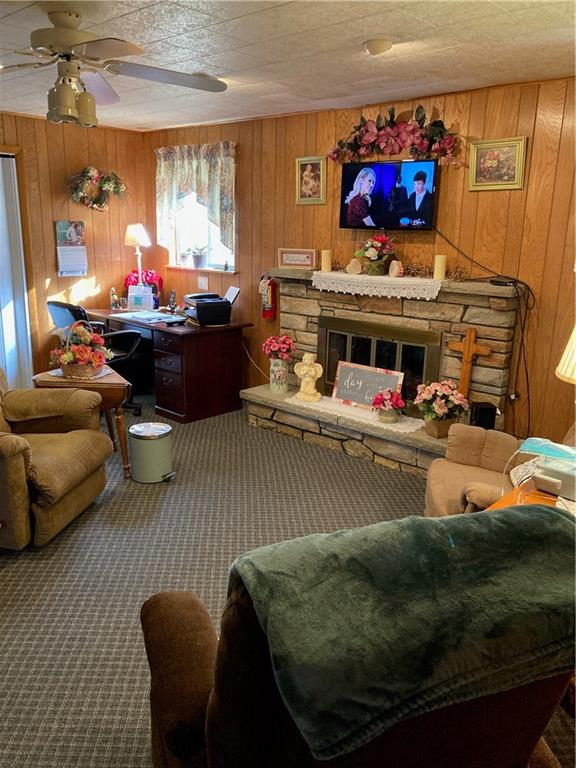 390 Mountain Road Uniontown, PA 15401 - Photo 9 of 24 a living room with furniture and a couch