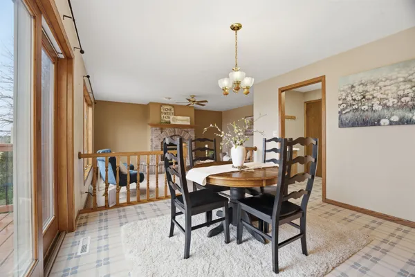 $550,000 | W10058 Woodhaven Lane, Hortonville, WI 54944