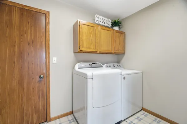 $550,000 | W10058 Woodhaven Lane, Hortonville, WI 54944