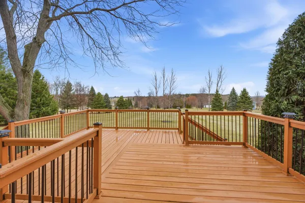 $550,000 | W10058 Woodhaven Lane, Hortonville, WI 54944