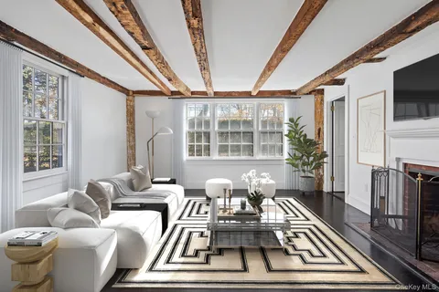 $2,850,000 | 35335 Main Road, Orient, NY 11957