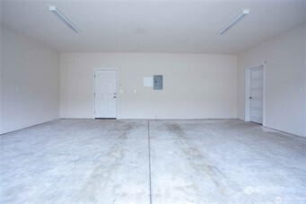 1024 North 8th Street Mount Vernon, WA 98273 - Photo 35 of 37 a view of an empty room