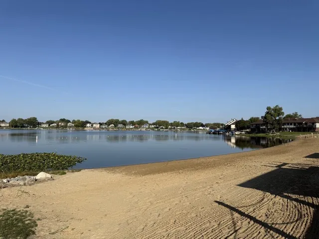 $279,900 | 5015 Spinnaker Lane, Unit C, Crown Point, IN 46307