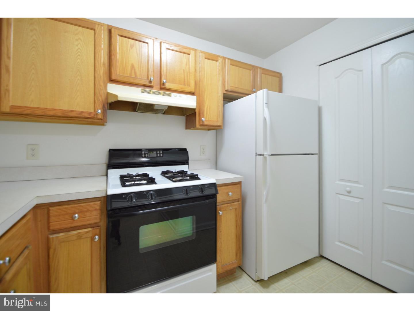 115 Natalie Road Delran, NJ 08075 - Photo 5 of 11 Kitchen