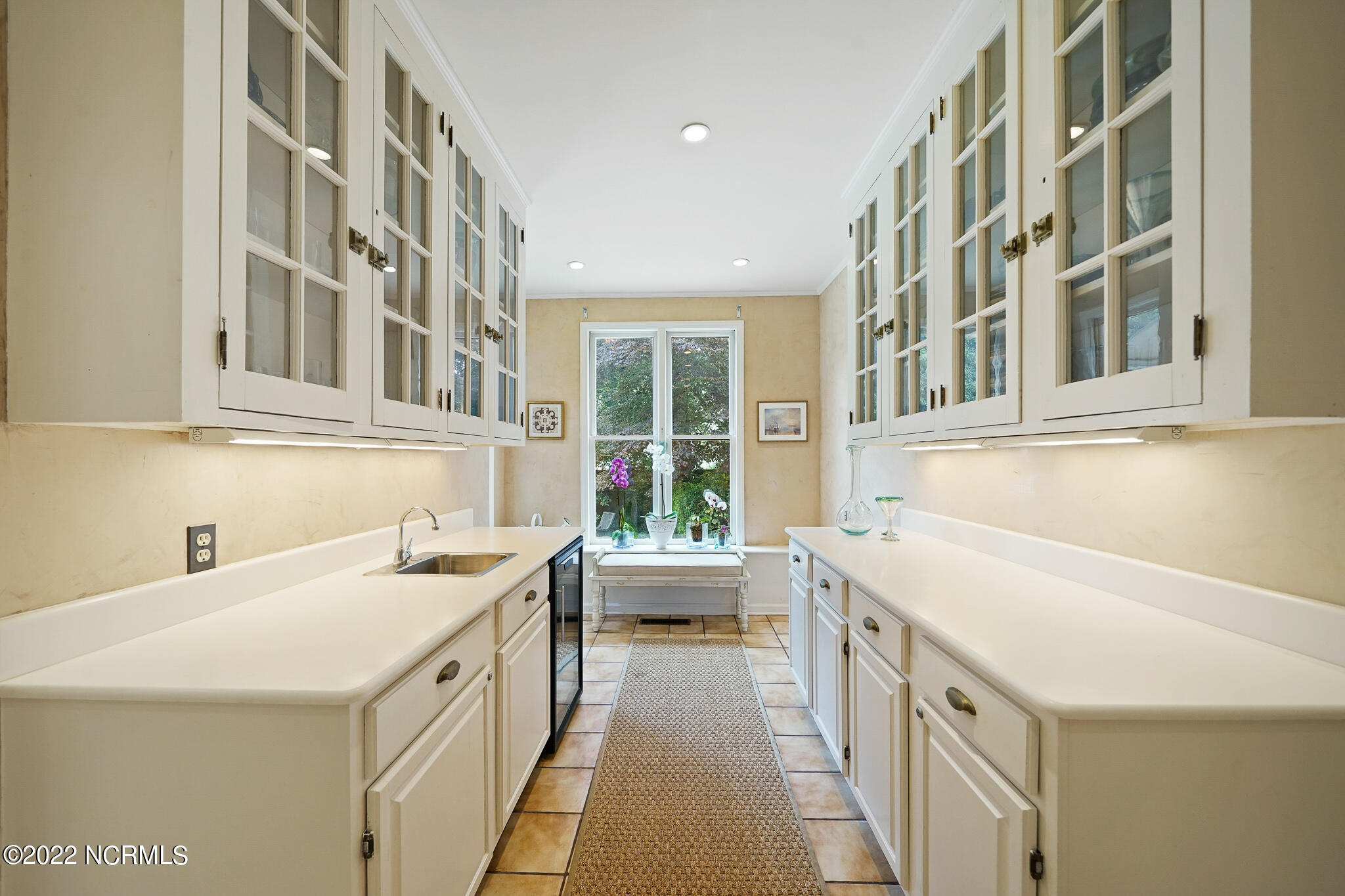 50 McCaskill Road West Pinehurst, NC 28374 - Photo 17 of 66 butler's pantry