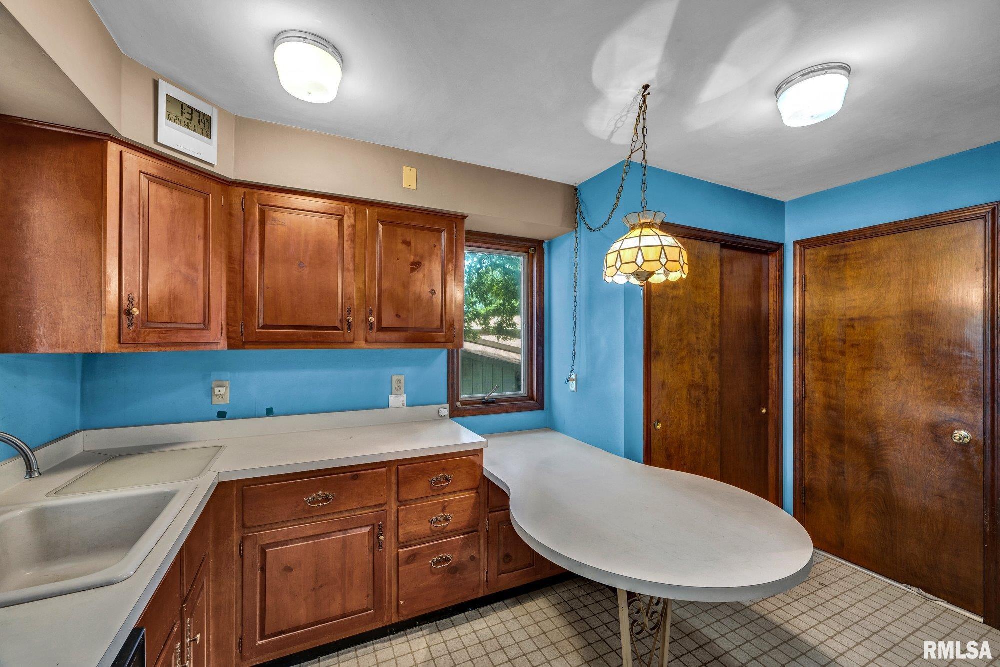 4330 South Banbury Cove Mapleton, IL 61547 - Photo 16 of 44