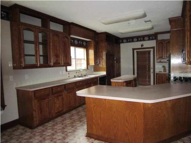 987 Gore Road Jackson, MS 39212 - Photo 3 of 6 Photo 3