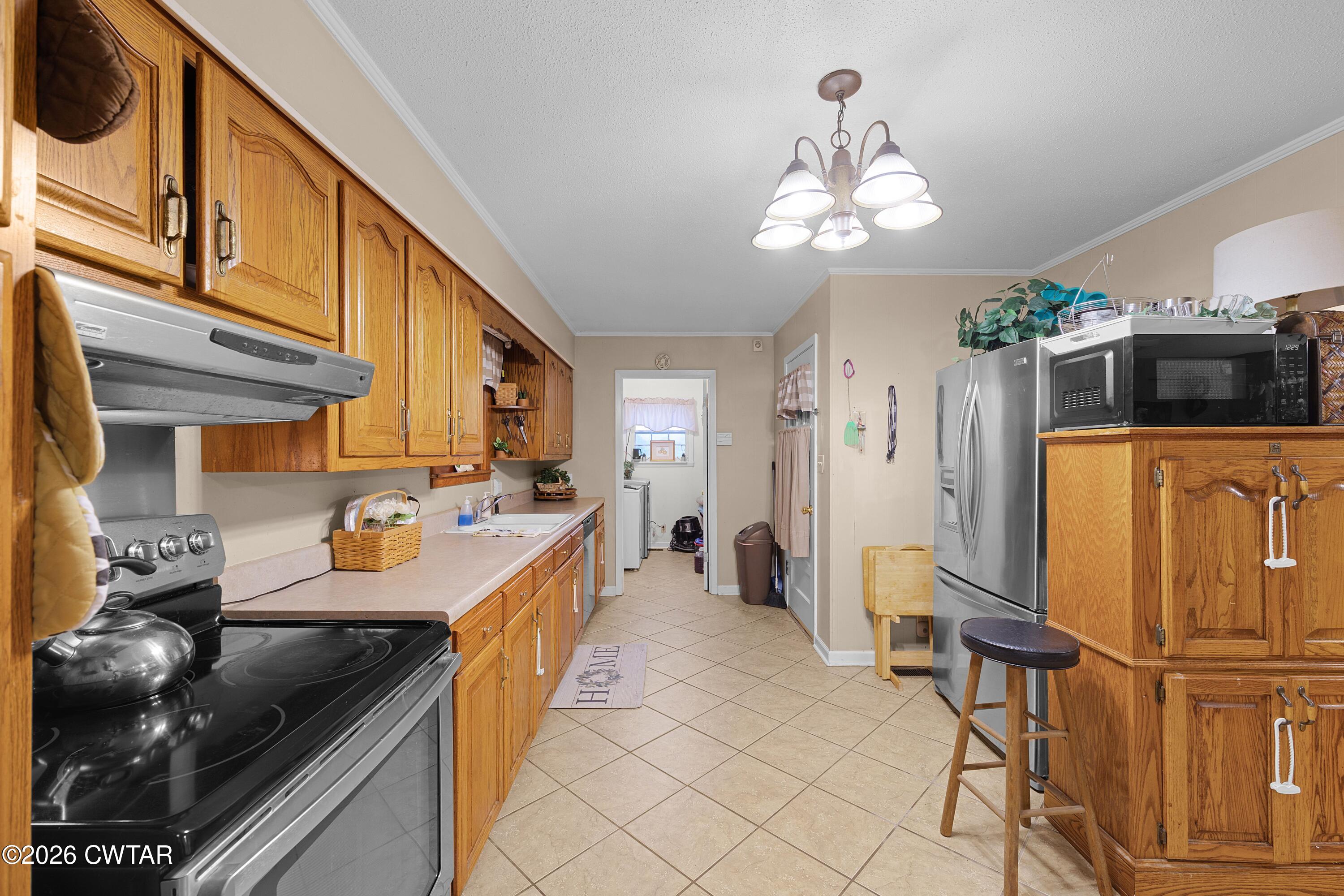 1820 Clift Road Bolivar, TN 38008 - Photo 6 of 22 Ermon kitchen3