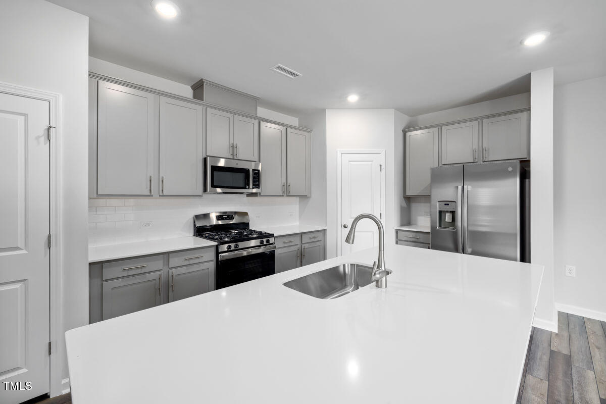 713 Hough Pond Lane, Unit DENTON Fuquay-Varina, NC 27526 - Photo 29 of 35 image (28)