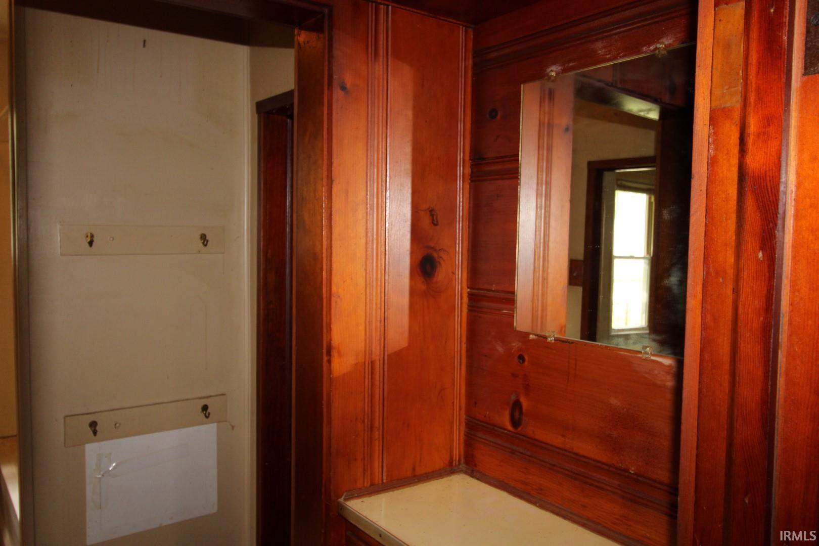 906 East State Street Princeton, IN 47670 - Photo 13 of 18 Gallery Image 13