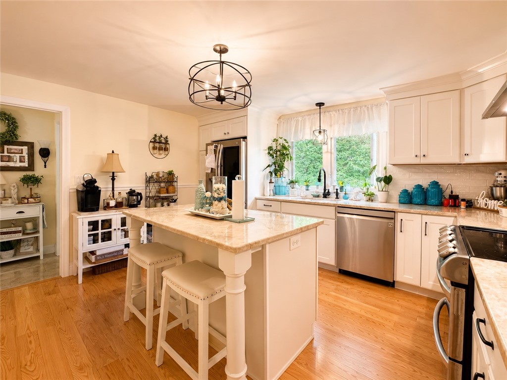422 Rockland Road Scituate, RI 02857 - Photo 10 of 25