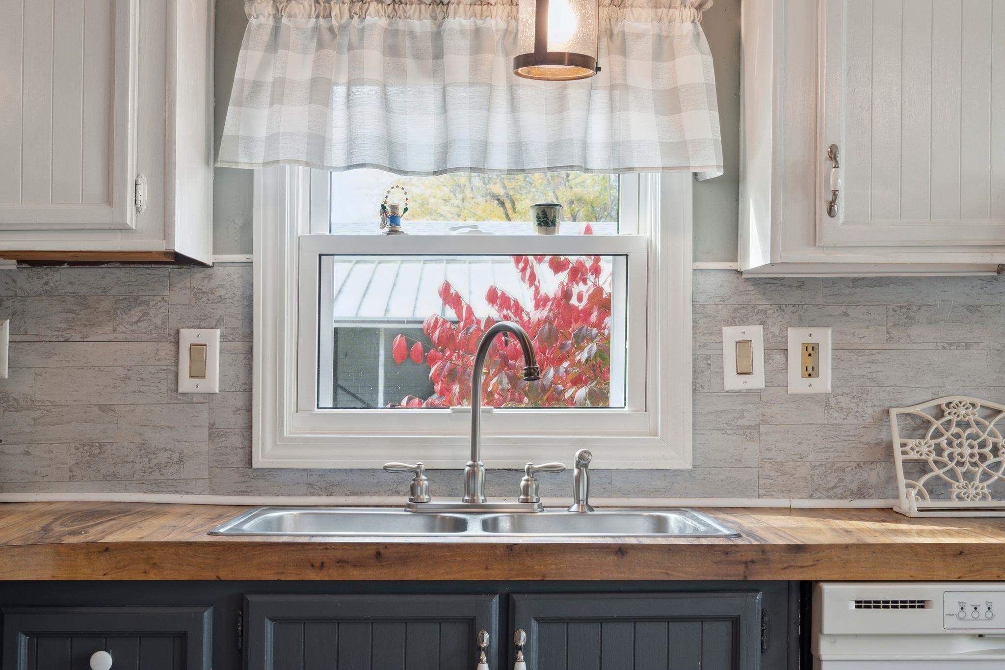 290 Calef Highway, Unit C14 Epping, NH 03042 - Photo 24 of 29