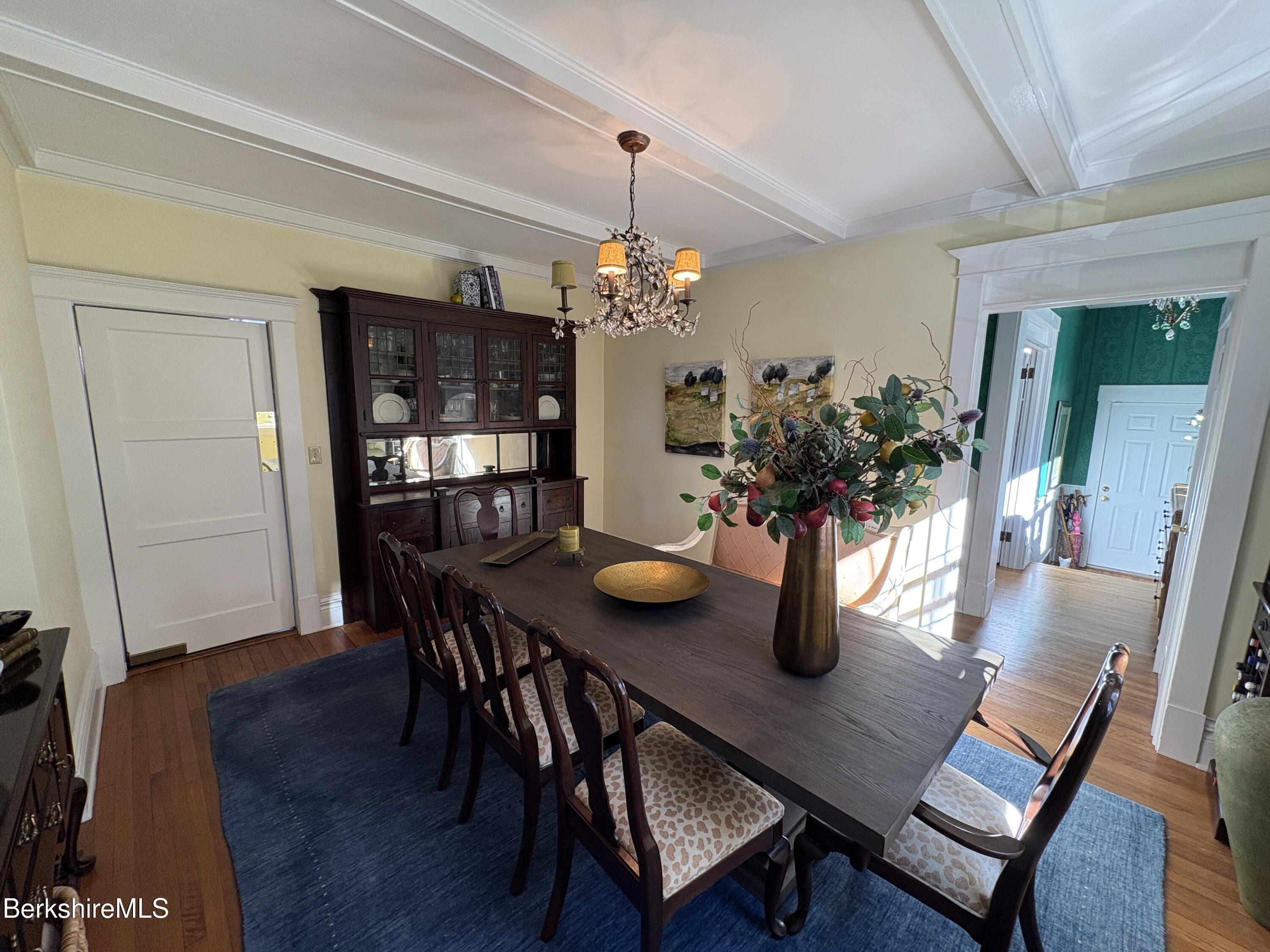 38 Northumberland Road Pittsfield, MA 01201 - Photo 8 of 42 Dining room